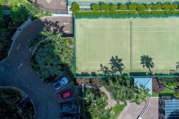 Tennis court