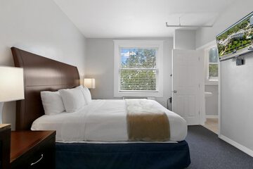 Room 74 of 149
