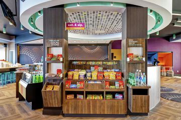 Snack bar