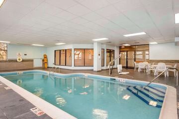Pool 4 of 32