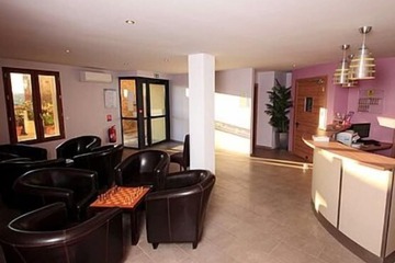 Reception hall