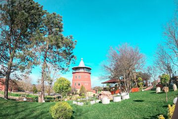 Children's play area - outdoor