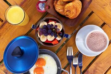 Breakfast meal