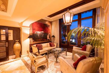 Lobby sitting area