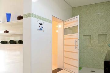 Steam room