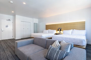 Room 14 of 81