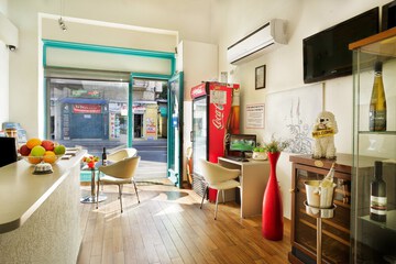 Coffee shop