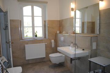 Photo 51