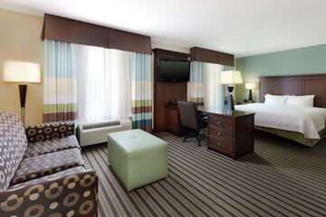 Room 9 of 33