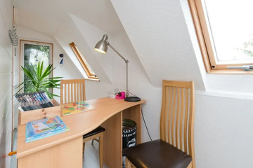 hotel_rooms