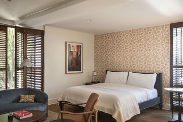 Room 15 of 37