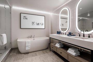 Bathroom shower