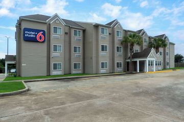 Studio 6 Suites - Breaux Bridge La