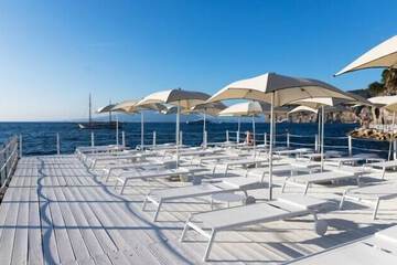 Sundeck