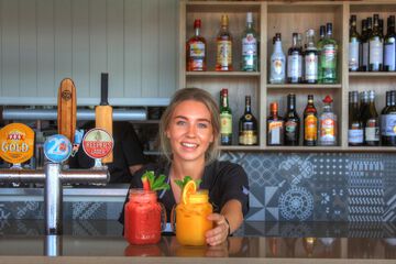 Poolside bar