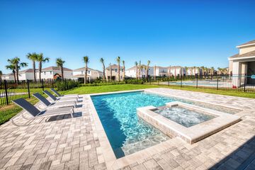 Private pool