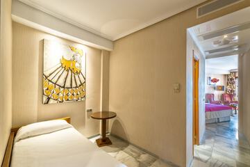 Children's theme room
