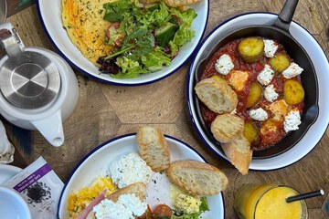 Breakfast meal