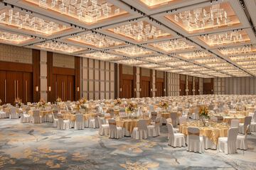 Indoor wedding