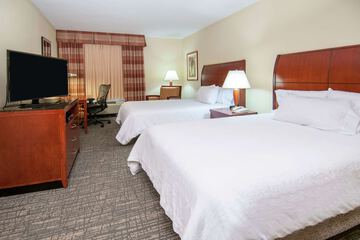 Room 32 of 75