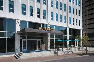 The Troubadour Hotel New Orleans Tapestry Collection by Hilton