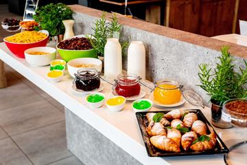 Breakfast area