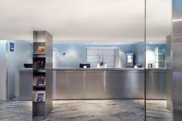 Hotel Interior 8 of 40