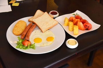 Breakfast meal