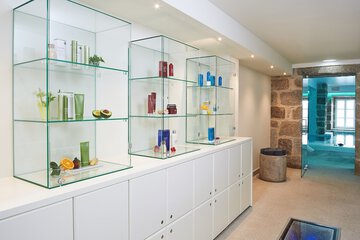 Spa reception