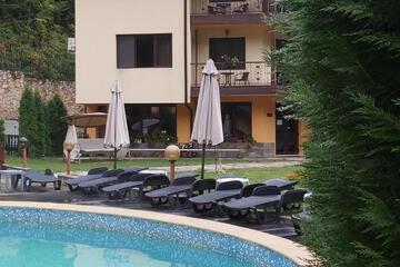 Photo 44