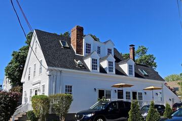 Atlantic Light Inn