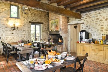 Breakfast area