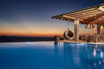 Infinity pool
