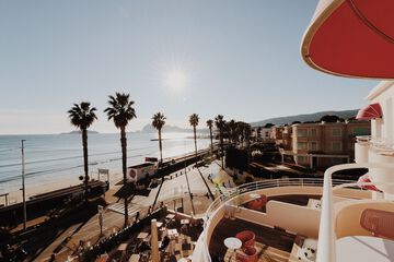 Beach/ocean view
