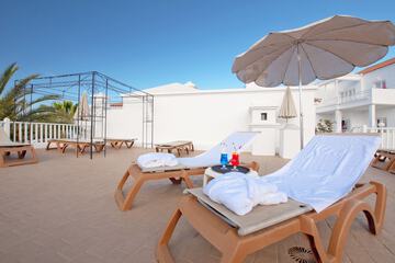 Sundeck