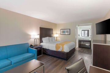 Room 16 of 32