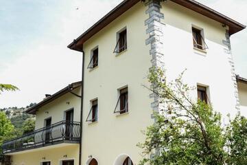 Photo 40
