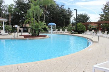 Exercise/lap pool