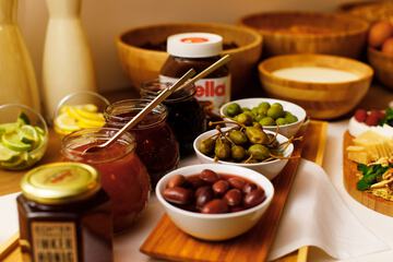 Breakfast buffet