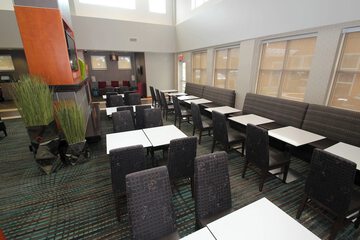 Breakfast/Coffee Service 31 of 34