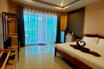Photo 28