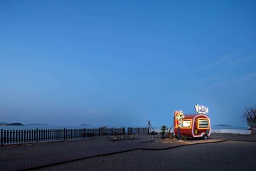 Beach bar