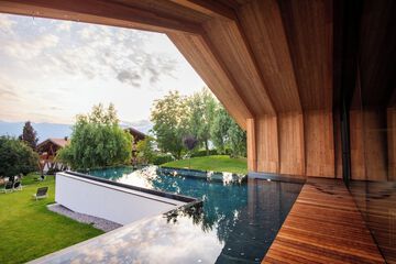 Rooftop pool