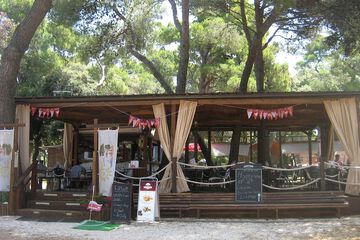 Beach bar