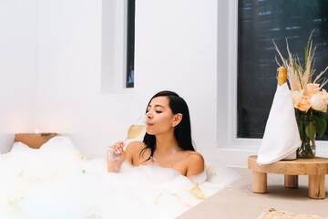 Private spa tub
