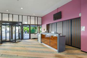 Check-in/check-out kiosk
