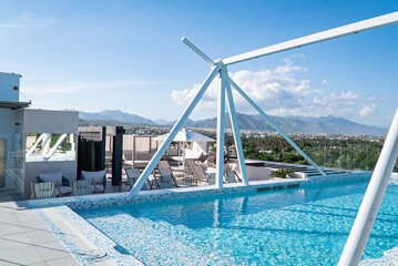 Rooftop pool