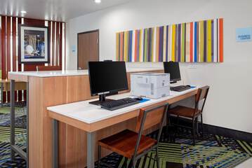 Business Center 47 of 47