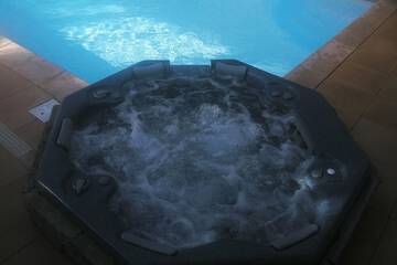 Indoor spa tub