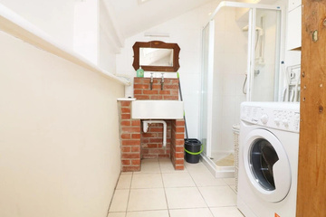 guest_rooms